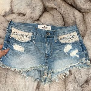 HOLLISTER lace jean shorts